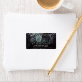 魅惑のライトのアドレスを持つゴシック墓地 ラベル (インサイチュ)