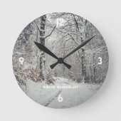 魅惑の冬の森を抜ける道 ラウンド壁時計 (正面)