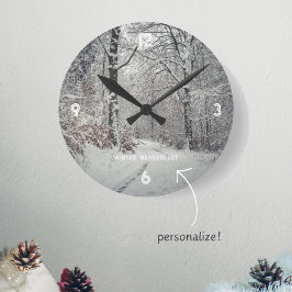 魅惑の冬の森を抜ける道 ラウンド壁時計