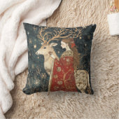 魅惑の冬：乙女とシカ クッション (ブランケット)