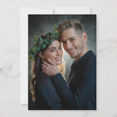 魅惑の森のバラ写真結婚式の日付を保存 招待状 (裏面)