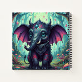 魅惑の森の神秘的な翼の象 ノートブック (裏面)