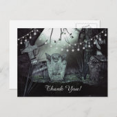 魅惑の灯りがついたゴシック様式の墓地 ポストカード (正面/裏面)