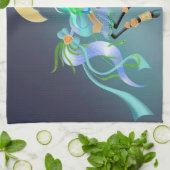 魅惑の馬の乗りクジャクのショーガール キッチンタオル (折り畳み)