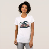 魅惑の魔女の帽子と花 Tシャツ (正面フル)