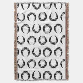 魅惑の黒三日月のシルエット スローブランケット (正面縦)