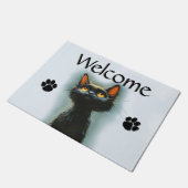 魅惑の黒猫と前足のプリントへようこそ ドアマット (アングル)