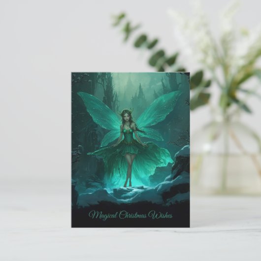魅惑的な緑の妖精の冬の森のクリスマス シーズンポストカード (スタンド正面)