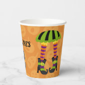 魔女おもしろいハロウィーンを飲む 紙コップ (裏面)