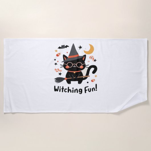 魔女おもしろい黒猫と箒 – かわいいハロウィーン ビーチタオル (正面)