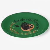 魔女がハロウィングリーンの近くに乗って行く時 ペーパープレート (アングル)