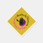 魔女がハロウィンピンクのテックスの近くに乗って行く スタンダードカクテルナプキン (角)