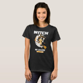 魔女が入る Tシャツ (正面フル)