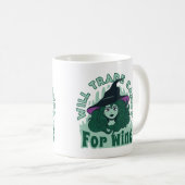 魔女が飴をワインに換えるおもしろい コーヒーマグカップ (正面右)