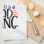 魔女って言うなんて最悪なハロウィーンだ キッチンタオル (四つ折り)