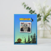 魔女とハロウィーンのカボチャのちょうちんの飛んでいる仮面 ポストカード (スタンド正面)