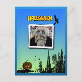 魔女とハロウィーンのカボチャのちょうちんの飛んでいる仮面 ポストカード