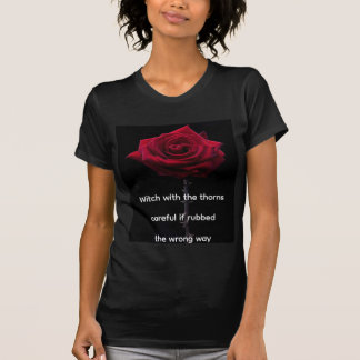 魔女に気をつけて Tシャツ