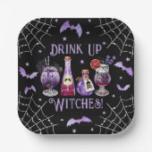 魔女のカクテルとコスチュームのハロウィーンを飲む ペーパープレート (正面)