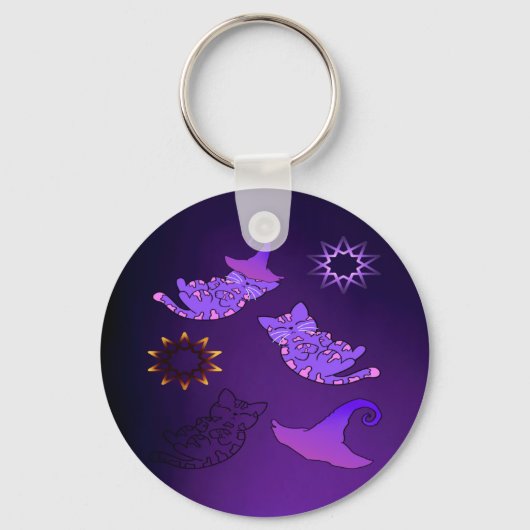 魔女の帽子と星がついた紫色の子猫 キーホルダー (正面)
