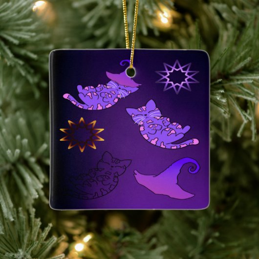 魔女の帽子と星がついた紫色の子猫 セラミックオーナメント (ツリー)