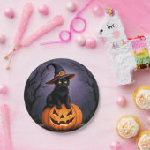 魔女の帽子をかぶった黒いハロウィーン猫 ペーパープレート (パーティー)