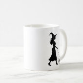 魔女の散歩をするチワワ コーヒーマグカップ (正面右)