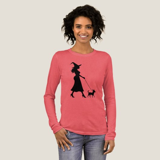 魔女の散歩をするチワワ トライブレンドＴシャツ (正面全体)
