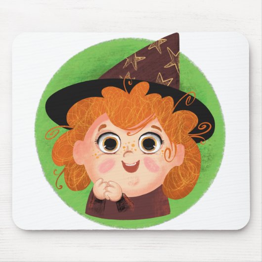 魔女の衣装を着たかわいい女の子 マウスパッド (正面)