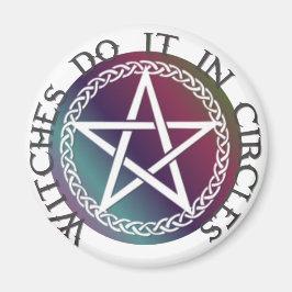 魔女は丸い磁石でそれをする マグネット