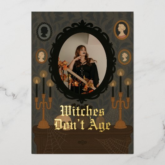 魔女は年齢を感じない カスタマイズされた写真の誕生日カード 箔招待状 (正面)