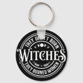 魔女は火傷しなかった キーホルダー (裏面)