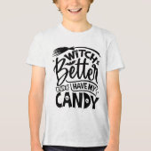 魔女は私のお菓子を持った方がいい トライブレンドＴシャツ (正面)