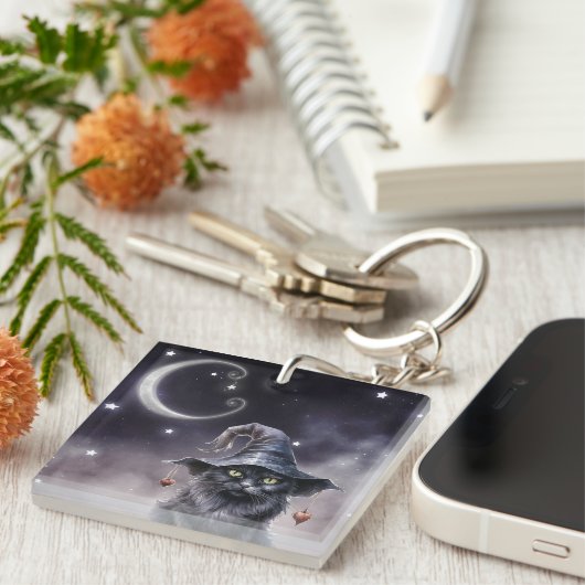 魔女ハットキーチェーンを着た黒いハロウィーン猫 キーホルダー (正面右)