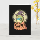 魔女ハット付きコテージコアエステティックカエル カード (黄色い花)