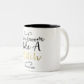 魔女救のタイポグラフィハロウィンに箒に乗る ツートーンマグカップ (正面右)