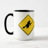 魔女警告の マグカップ (左)