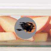 魔女飛んでいるは正面に眉をひそめた ラベル (貼付)