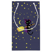 魔女飛んでいる猫 スモールペーパーバッグ (裏面)