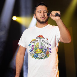 魔法お洒落のキノコと花 Tシャツ