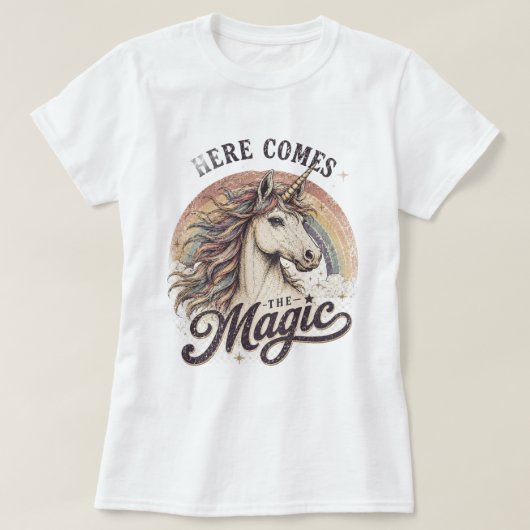 魔法がやってくる Tシャツ (デザイン正面)