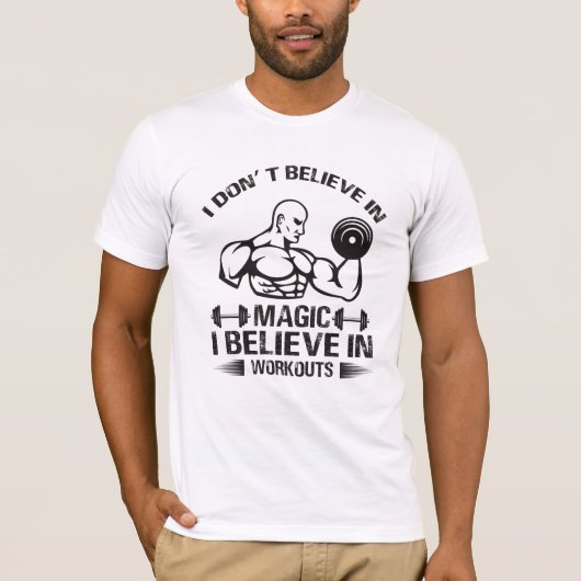 魔法なんて信じない Tシャツ (正面)