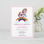 魔法のカラフルなユニコーンの虹の誕生日 招待状 (スタンド正面)