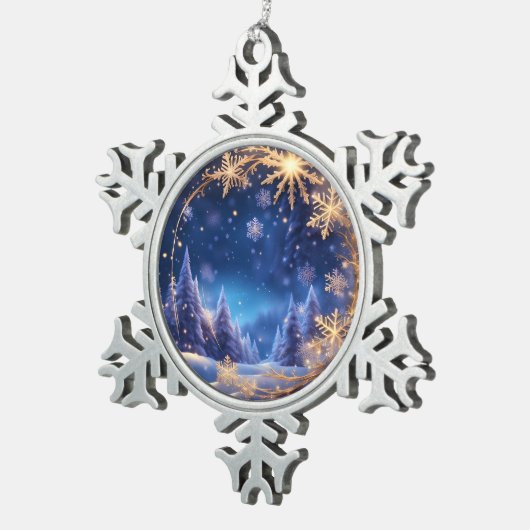 魔法のクリスマスの時間 – 青の上の黄金の雪 スノーフレークピューターオーナメント (右)
