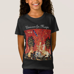 魔法のファンタジーの花、動物のための女性そしてユニコーン Tシャツ