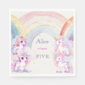 魔法のユニコーンとレインボウ水彩の誕生日 スタンダードランチョンナプキン (正面)