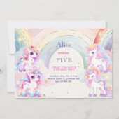 魔法のユニコーンとレインボウ水彩の誕生日 招待状 (正面)