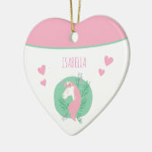 魔法のユニコーンピンクティール（緑がかった色）wネームガールクリスマス セラミックオーナメント (左)