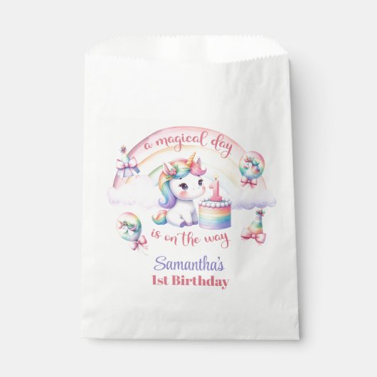 魔法のユニコーン水の色の最初の誕生日パーティー フェイバーバッグ (正面)