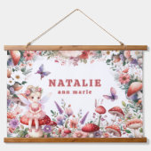 魔法の妖精のキノコの庭パーソナライズされた名 吊り下げ型タペストリー (正面)